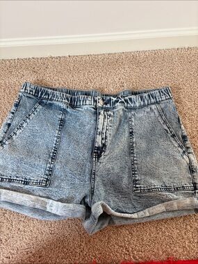 wild fable Light Acid Wash Blue Jean Shorts
